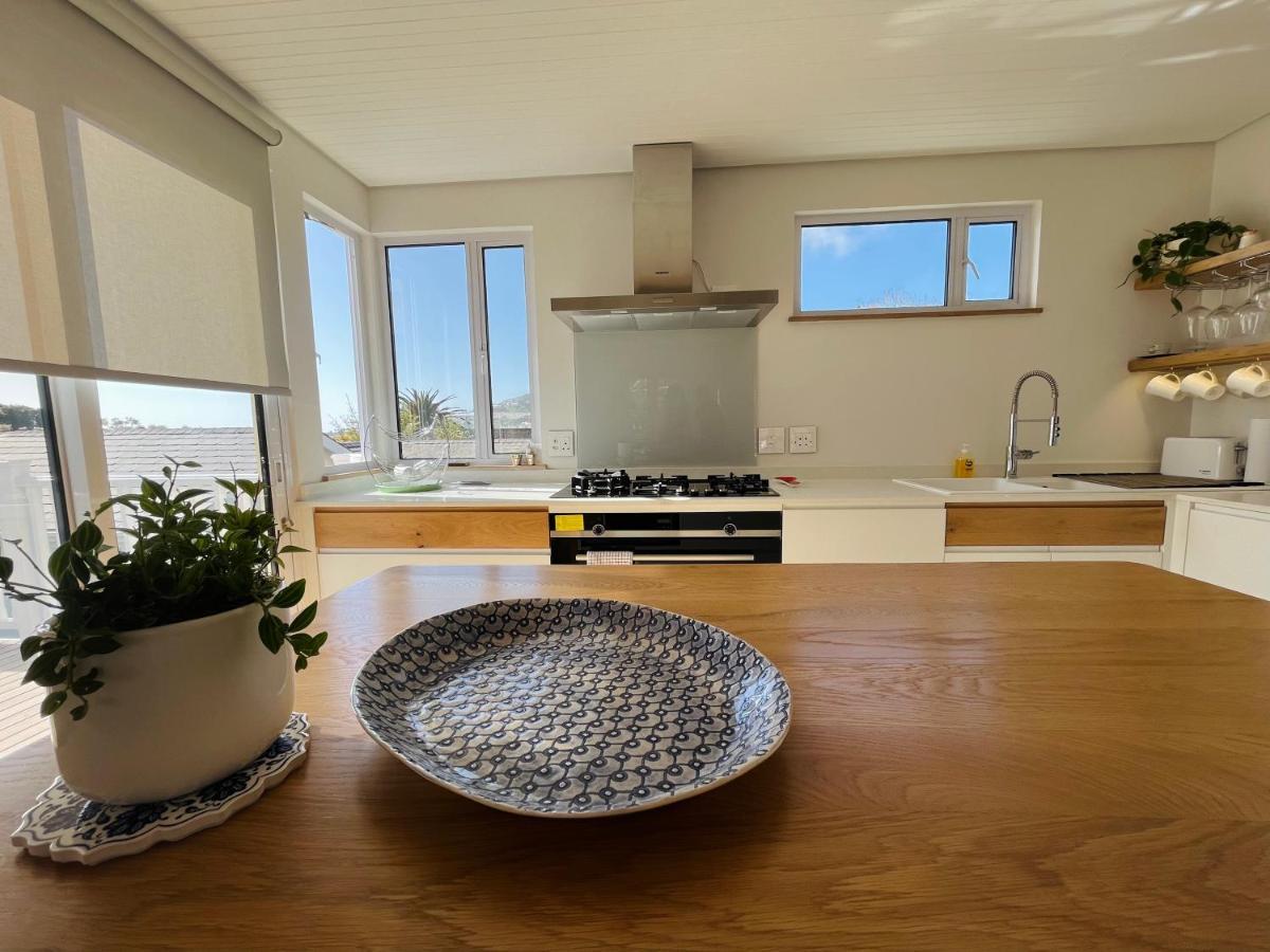 Moonshine - Two Bedroom House With Inverter Kapstaden Eksteriør billede